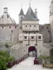 Castelo de La Rochepot - Ponte levadiça do castelo