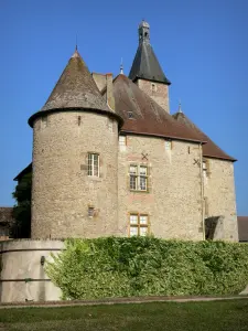 Castillo de Beauvoir - Fachada del castillo en la comuna de Saint-Pourçain sur Besbre, en el valle de Besbre (Valle Besbre)