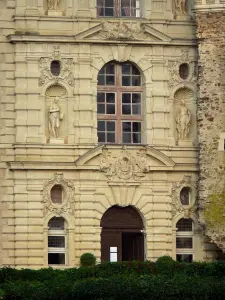 Castillo de Brissac - Fachada del castillo, en Brissac-Quincé