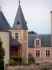 Castillo de Chamerolles - Castillo se encuentra el Museo del Perfume en Chilleurs-aux-Bois