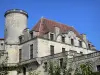 Castillo de Duras - Torre y fachada del castillo