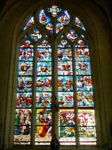 Ceffonds - Dentro de la iglesia de Saint-Remi: Ventana del Árbol de Jesé - el siglo XVI