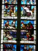 Ceffonds - Binnen in de kerk van Saint-Remi: glas in lood van de zestiende eeuw