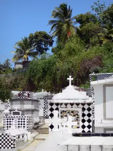 Cementerio de Morne-à-l'Eau - Tumbas a cuadros blanco y negro