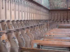 La Chaise-Dieu Abbey - Inside the Saint-Robert abbey church: oak stalls of the choir