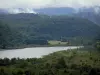 Chambly lake - Lake, shores, trees, small mountains covered with forests