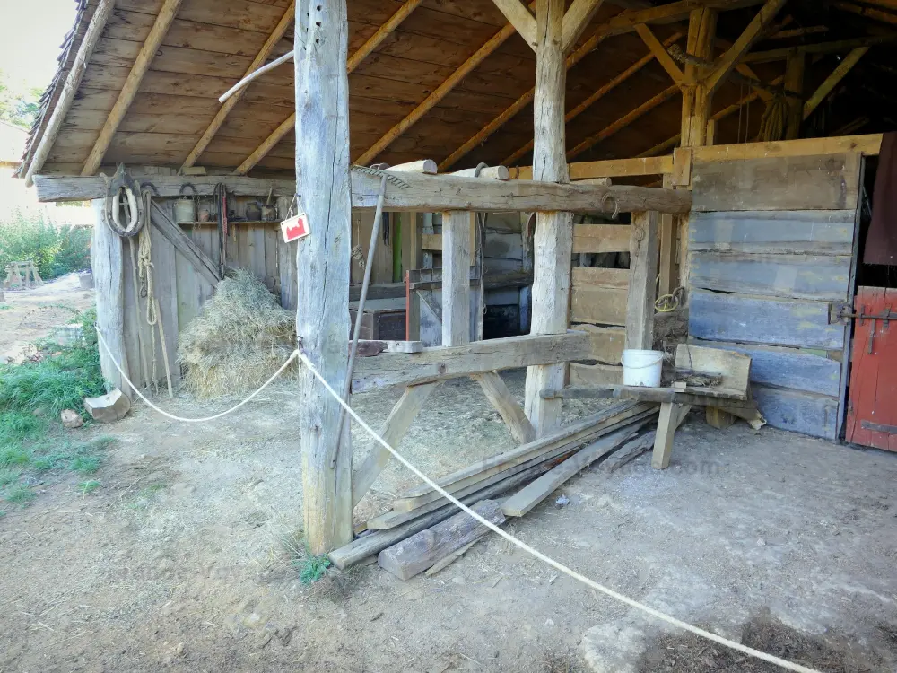 Le chantier médiéval de Guédelon - Chantier médiéval de Guédelon: Écuries