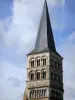 Charité-sur-Loire - 圣十字尖塔