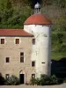 Château de La Batisse - Tour du château surmontée d'un lanternon ; à Chanonat