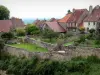 Château-Chalon - Maisons et jardins