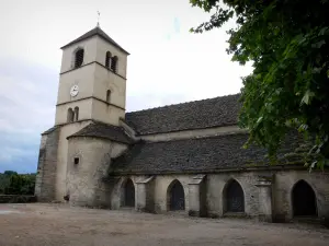 Château-Chalon - Romaanse kerk van Saint-Pierre
