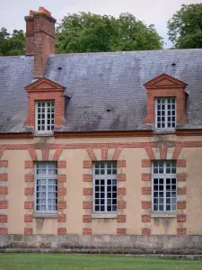 Château de Chamarande - Departmental Domain of Chamarande: facade of the outbuildings