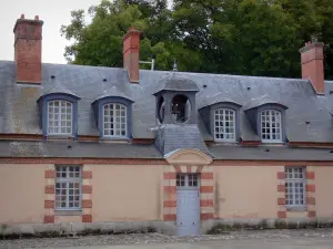 Château de Chamarande - Departmental Domain of Chamarande: facade of the outbuildings