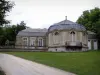 Château de Chantilly - Park: rotunda of Sylvie's house