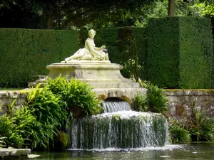 Château de Courances - Parc du château : pièce d'eau de la Baigneuse