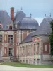 Château de Courson - Facade of the château; in the town of Courson-Monteloup