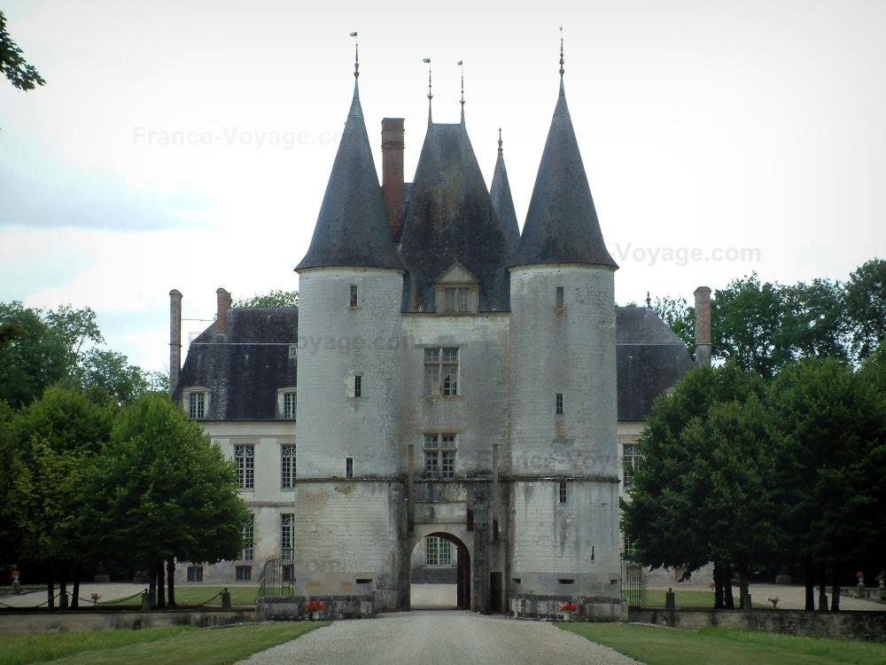 Photos Château de Dampierre 1 quality highdefinition images