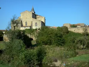 Château-Larcher - Church of the village