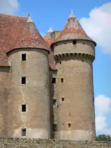 Château de Sarzay - Tours de la forteresse médiévale
