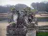 Château de Vaux-le-Vicomte - Parc du château : sculpture (statue) de chevaux et grand canal