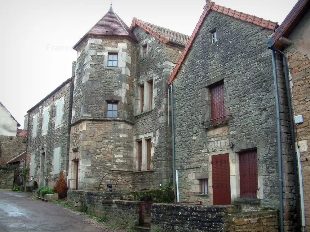 Châteauneuf-en-Auxois - Châteauneuf: Maison Saint-Georges ou maison au Chevalier