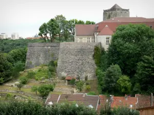 Chaumont - Keep (remains of the castle of the Counts of Champagne), walls and roofs of the old town