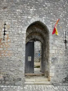 Chauvigny - Ingresso al castello di Harcourt