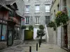 Cherbourg-Octeville - Stone houses in the old town