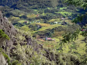 Circo de Cilaos - Vista desde la subida a la Taïbit