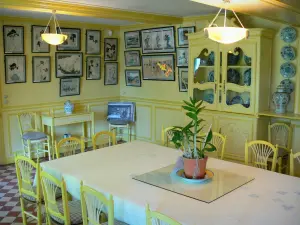 Claude Monet’s house and gardens - Inside Monet's house, in Giverny: yellow dining room and its collection of Japanese prints