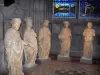 Clermont-Ferrand - In der gotischen Kathedrale Notre-Dame-de-l'Assomption: Statuen