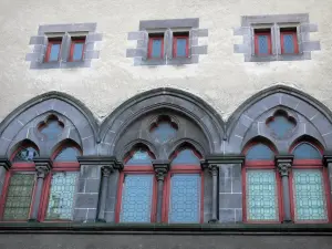 Clermont-Ferrand - Fontfreyde mansion (Renaissance Building): façade