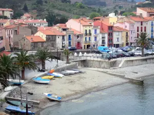 Collioure - Vermeille-Küste: Strand und bunte Fassaden von Collioure