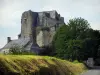 Crissay-sur-Manse - Ruinas (restos) del castillo en el valle de la Rectoría