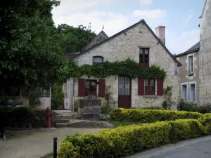 Crissay-sur-Manse - Maisons du village, dans la vallée de la Manse