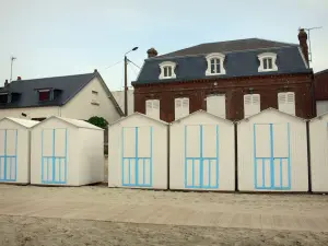 Le Crotoy - Baai van de Somme: strand hutten en huizen