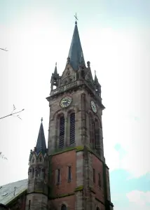 Dambach-la-Ville - Torre de la iglesia de la ciudad fortificada