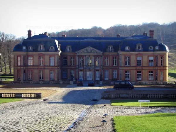 Dampierre castle - Castle, in the Regional Natural Park of the Haute Vallée de Chevreuse
