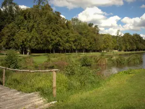 Dampierre castle - Castle park