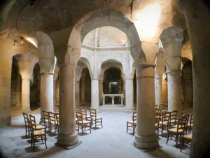 Dijon - Im Inneren der Kathedrale Saint-Bénigne: Rotunde der romanischen Krypta