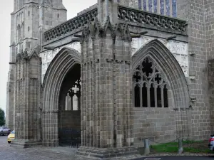 Dol-de-Bretagne - Portico della Cattedrale di S. Sansone