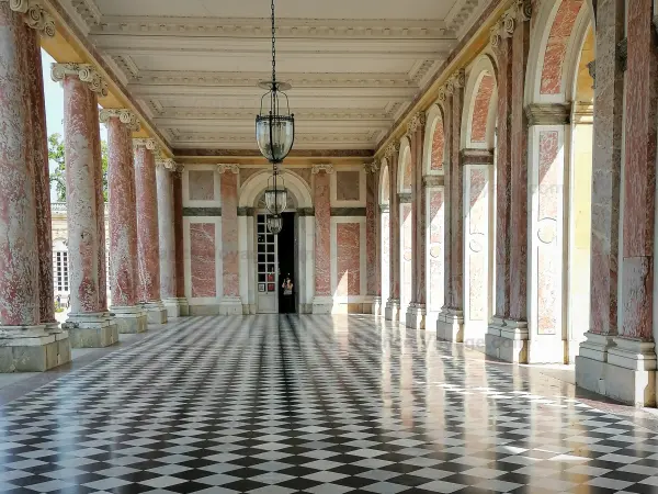 Domaine de Trianon - Péristyle du Grand Trianon