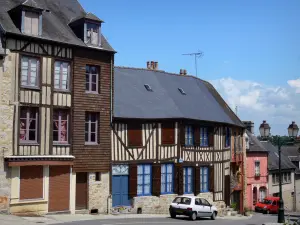 Domfront - Facades of half-timbered houses