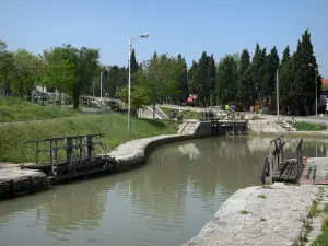 Écluses de Fonséranes - 9 écluses de Fonséranes, ouvrage du canal du Midi