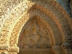 Église d'Aulnay-de-Saintonge - Sculptures de l'église Saint-Pierre (art roman)