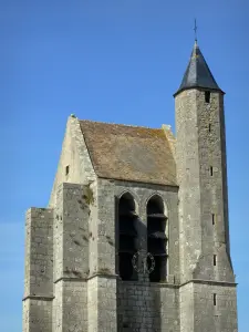 Egreville - Kirchturm-Vorbau der Kirche Saint-Martin