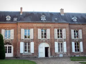 Épernay - Facciata della casa Champagne Perrier-Jouët