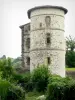 Espelette - Torre d'angolo del castello