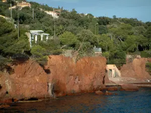 Estérel massif - The Mediterranean Sea, red rocks (porphyry) and villas in the forest