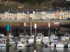 Fécamp - Port met zijn boten en huizen in de stad